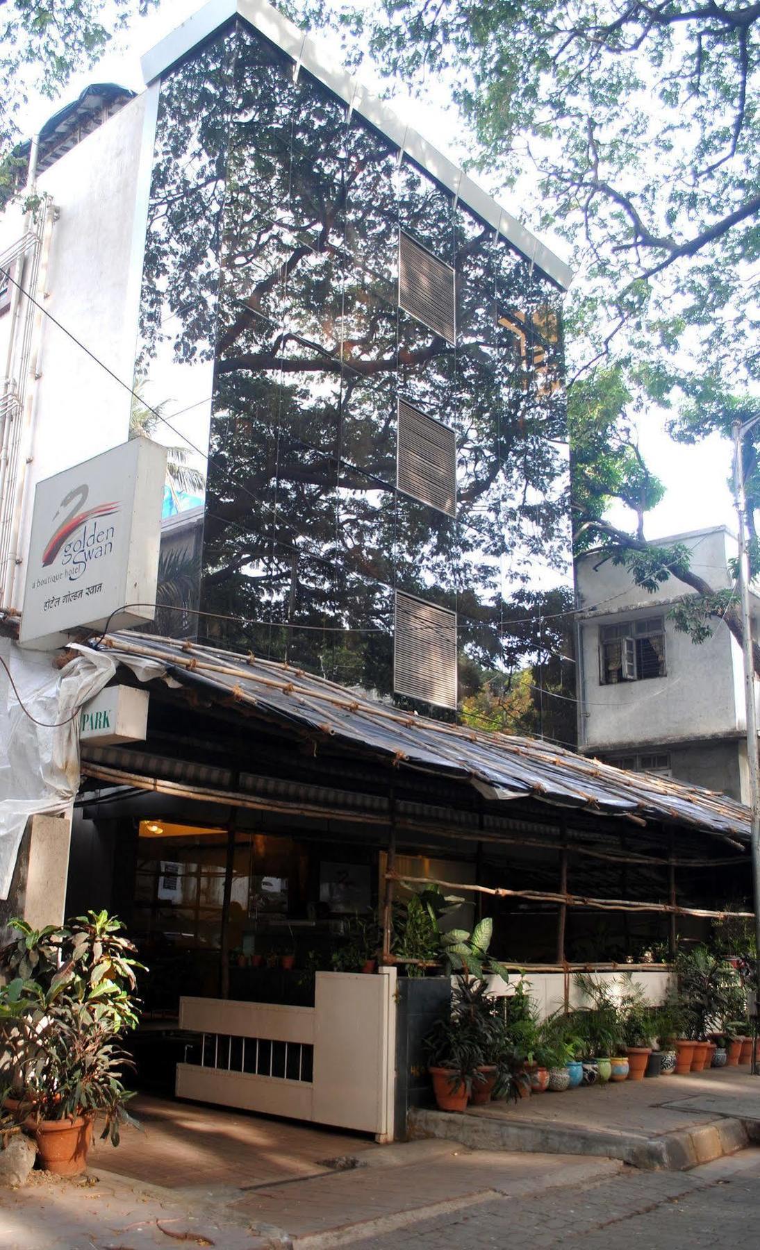 Oyo 19917 Golden Swan Hotel Mumbai Exterior foto