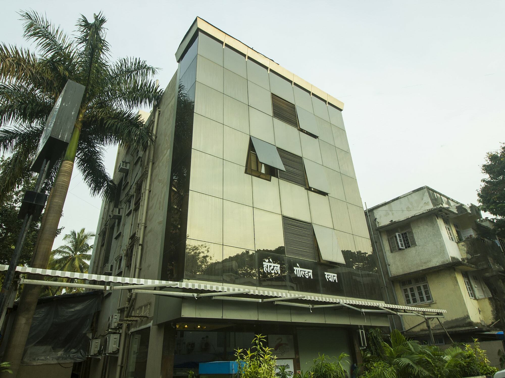 Oyo 19917 Golden Swan Hotel Mumbai Exterior foto